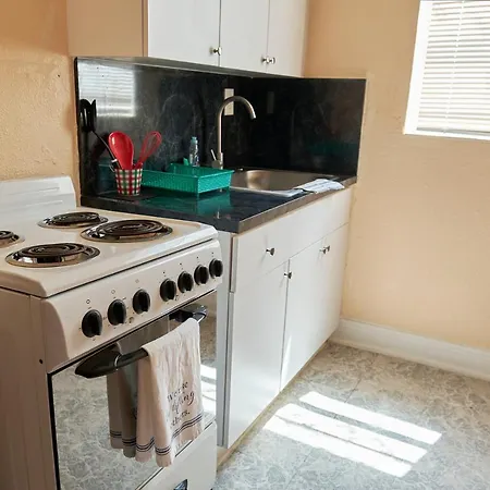 Little Havana Executive 11 Miami Exterior photo